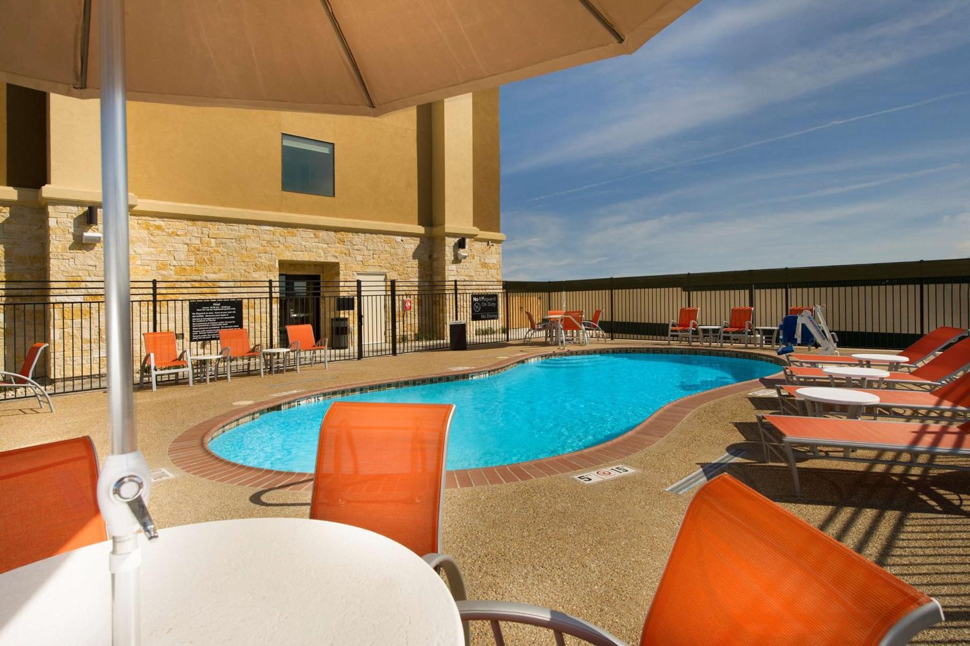 Hampton Inn Temple Exterior foto